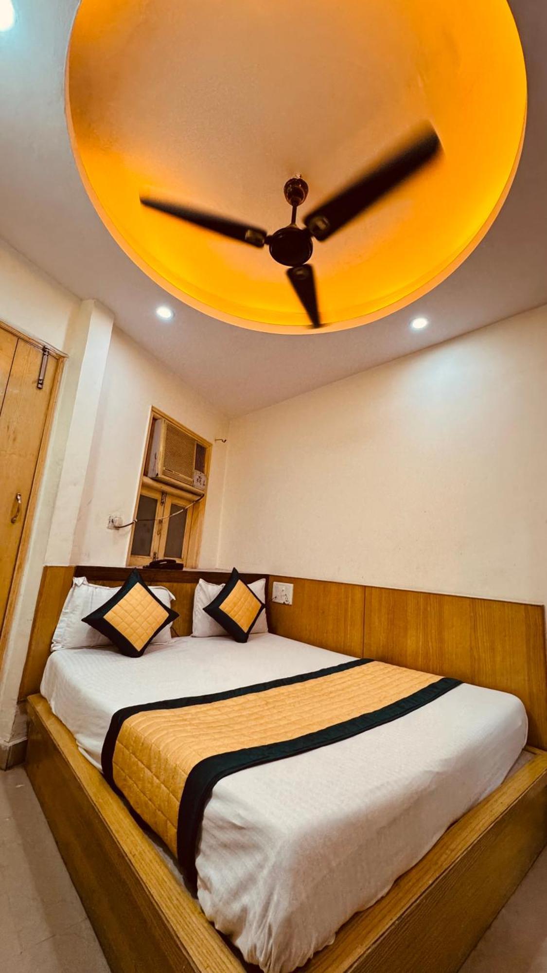 Cottage Lord Krishna Walking Distance From New Delhi Railway Station Eksteriør billede