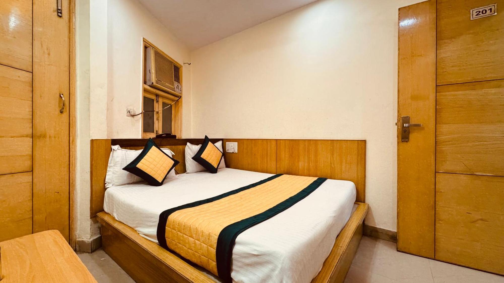 Cottage Lord Krishna Walking Distance From New Delhi Railway Station Eksteriør billede