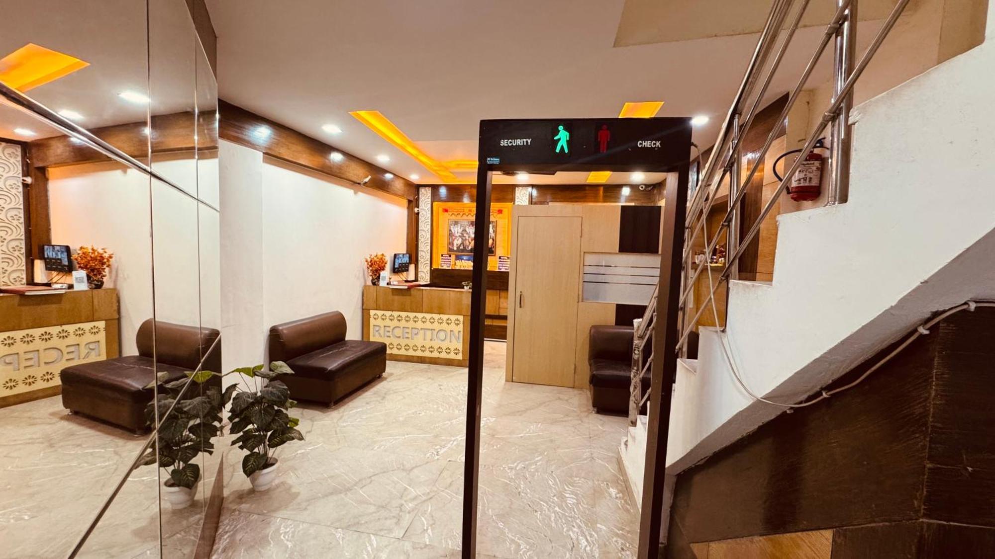 Cottage Lord Krishna Walking Distance From New Delhi Railway Station Eksteriør billede